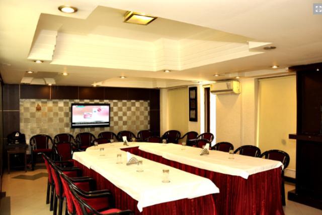 Hotel Dayal International, Джамшедпур Екстериор снимка