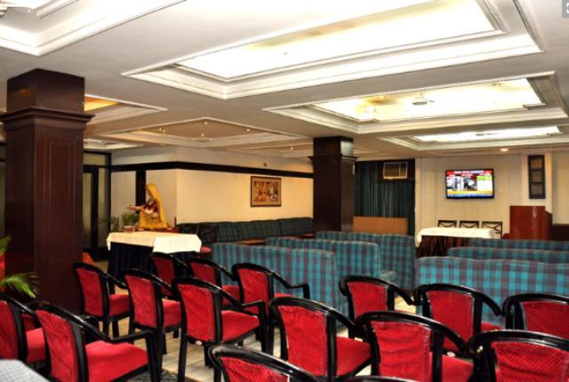 Hotel Dayal International, Джамшедпур Екстериор снимка