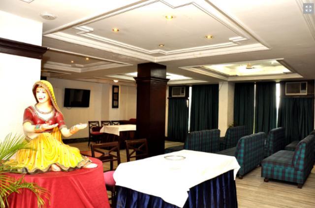 Hotel Dayal International, Джамшедпур Екстериор снимка