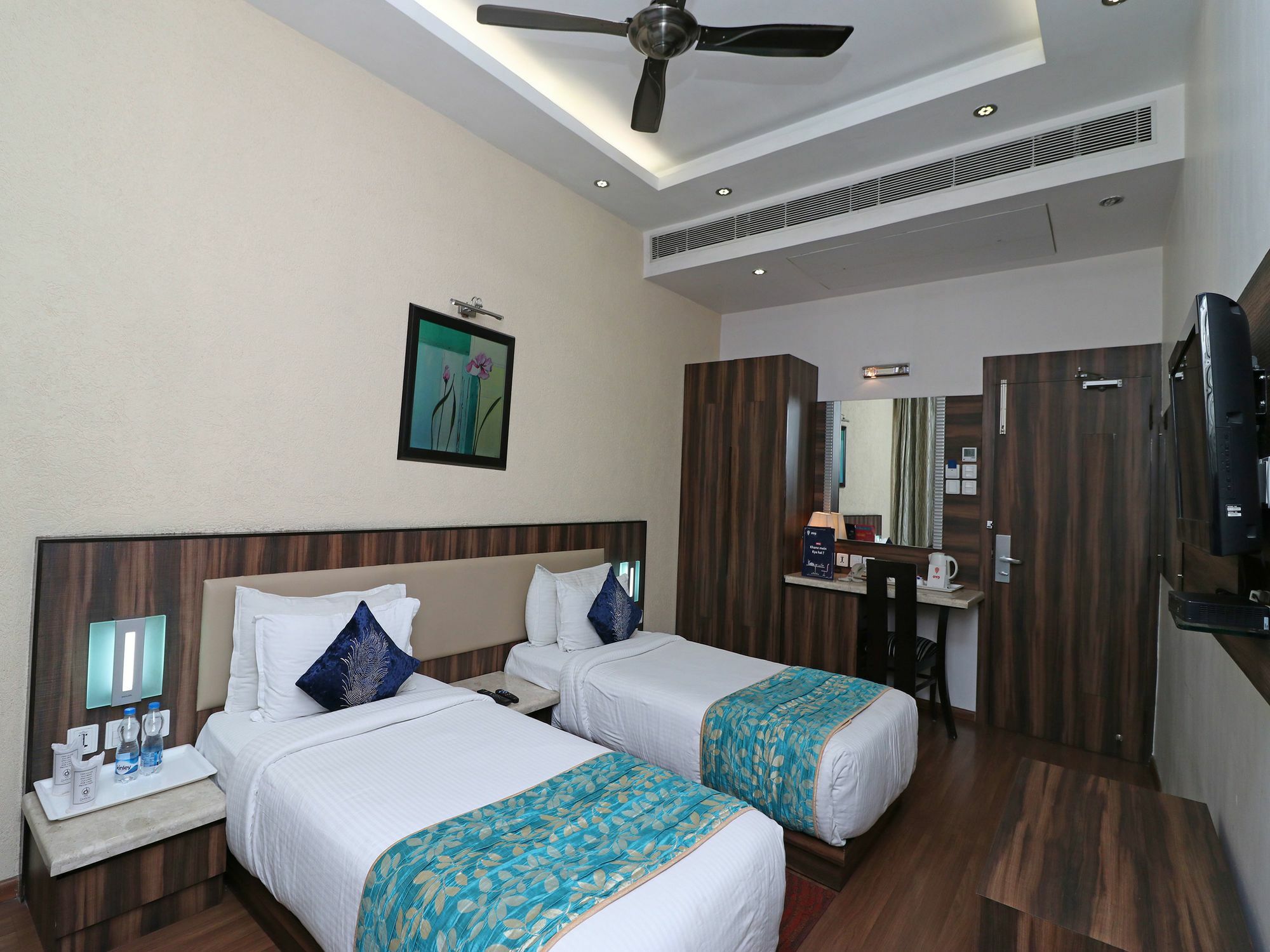 Hotel Dayal International, Джамшедпур Екстериор снимка