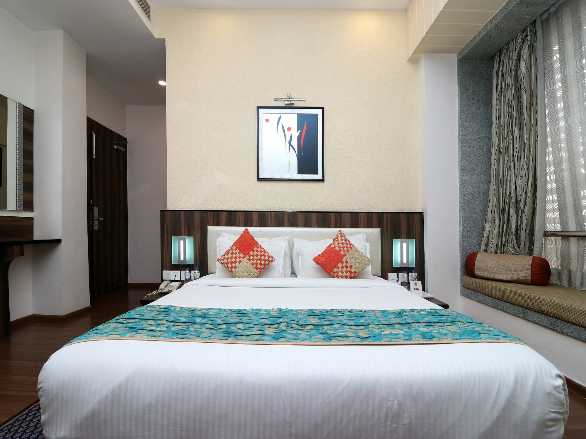 Hotel Dayal International, Джамшедпур Екстериор снимка